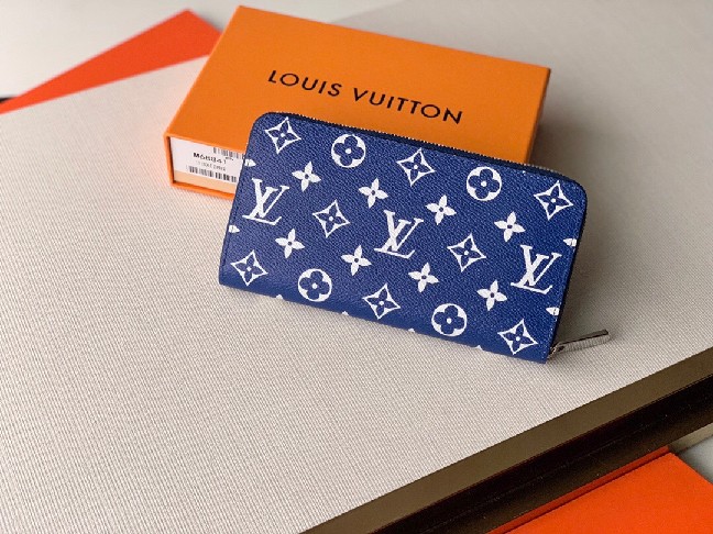 Louis Vuitton LV ESCALE ZIPPY WALLET M68841